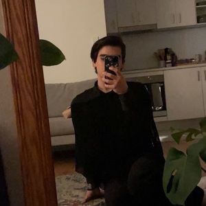 Meet your Posher, Casey